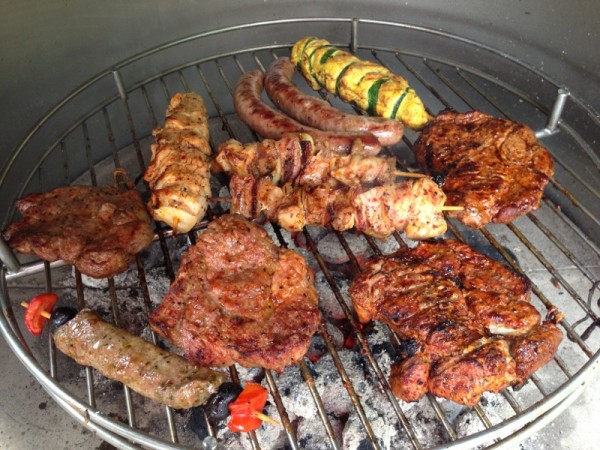 Edelstahl Grillkamin Terassengrillkamin Gartenkamin DN550 classic, schwarz