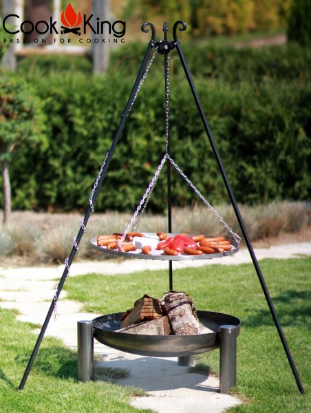 Schwenkgrill und Feuerschale